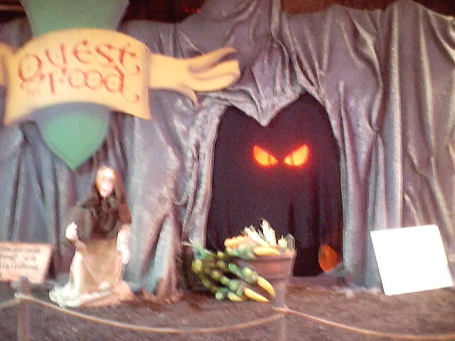 The Quest for Food! The FDA put in a lot of effort with this display. My friend was too chicken to get her pic taken with the studly muskateer-lookin man in tights so these other pics will hafta do.